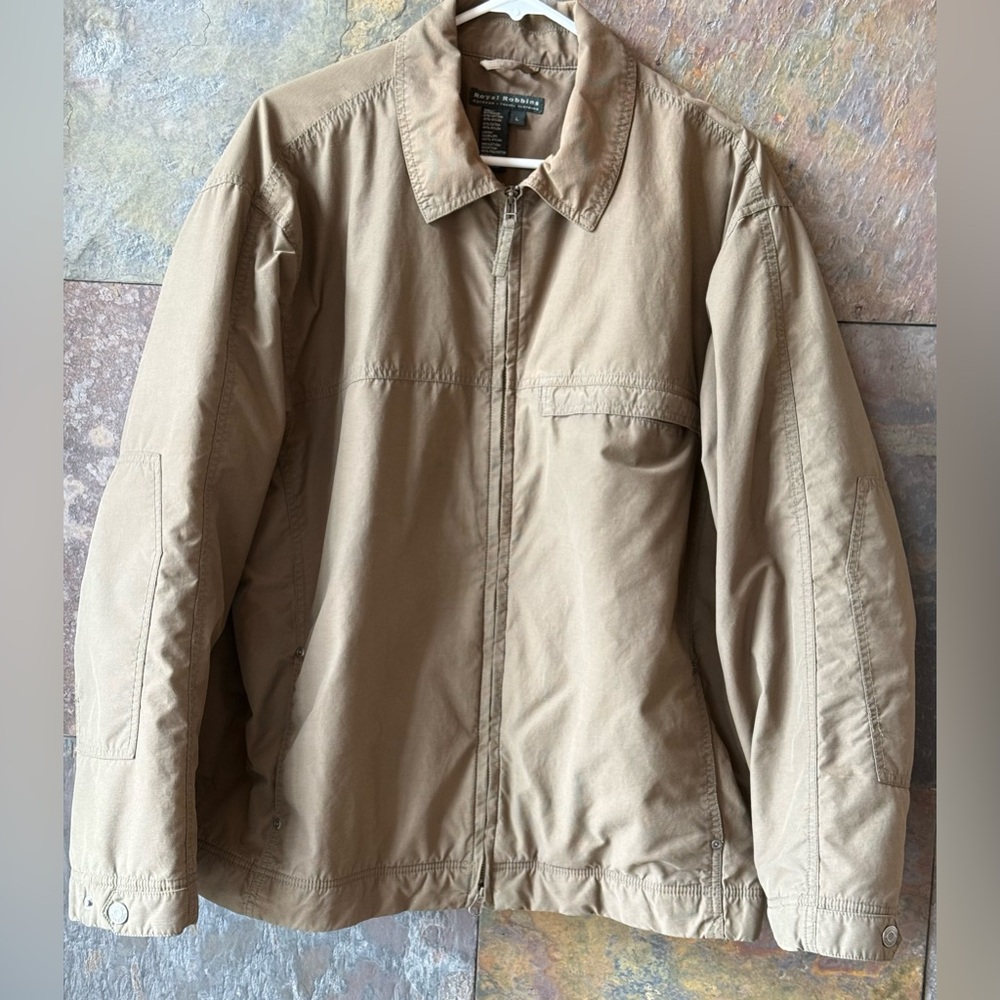 Royal Robbin’s, L, quilted lining, western, hiking, barn type coat. Great coat